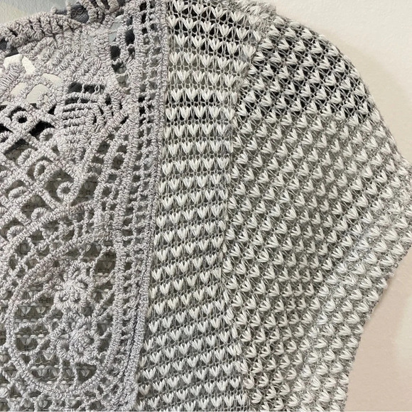Rolla Coaster Y2K Light Grey Lace Knit Crop Top Size S - Picture 9 of 16